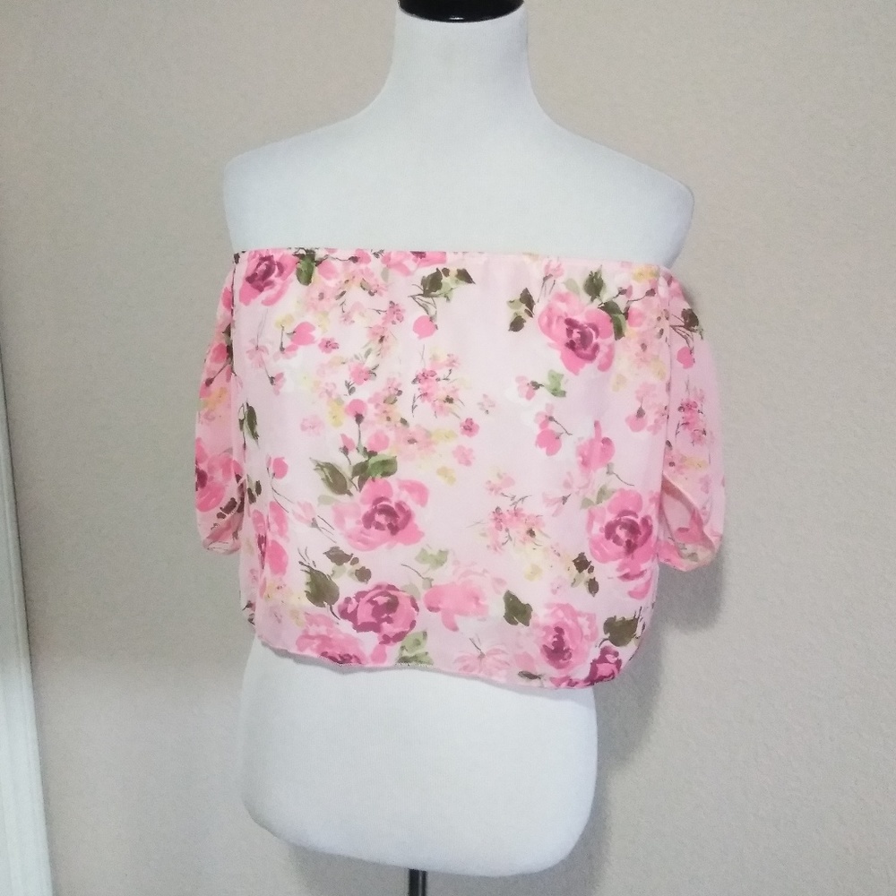 Rebellious Dreamer Women Size Large Blouse